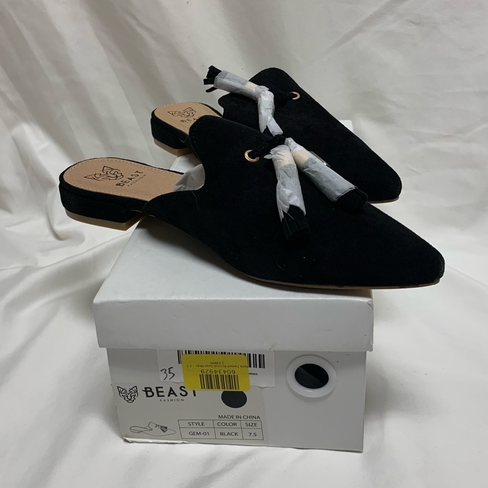 Beast Womens Accent Gem Slip On Mule Shoes ~ 7.5